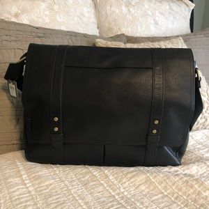 Fossil Leather Laptop Messenger Bag Black